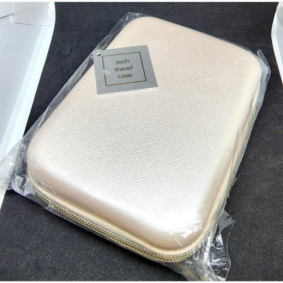 Oliver Smith & Co Zippered Clamshell Travel Tech Accessories Case Blush NEW - Picture 6 of 7